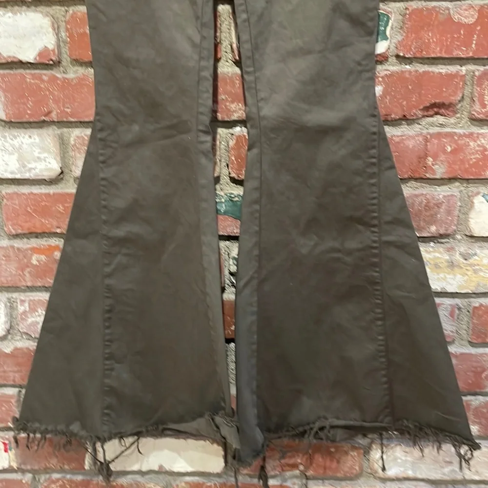 SHOW ME YOUR MUMU  olive green Berkley Bells New - Picture 5 of 8